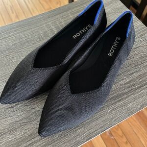 Rothy’s The Pointe II Flats in Black